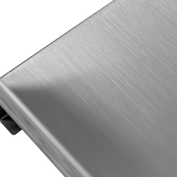 Stainless steel table with shelf
