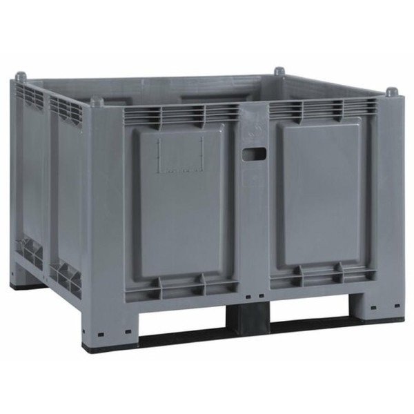 Plastic container