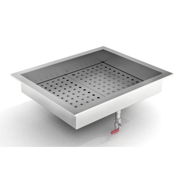 Built-in crushed ice container