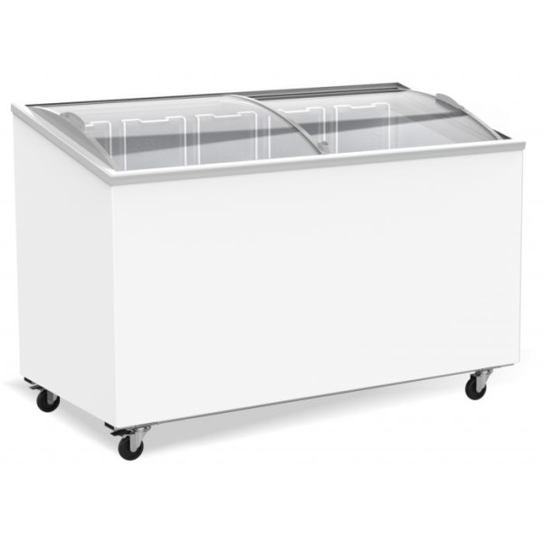 Commercial freezer