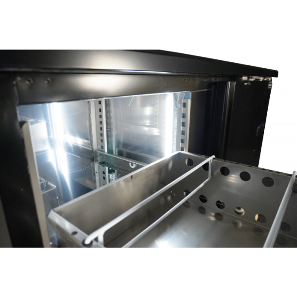 Bar refrigerator