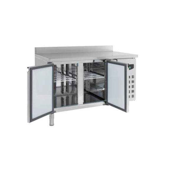 Refrigerated table
