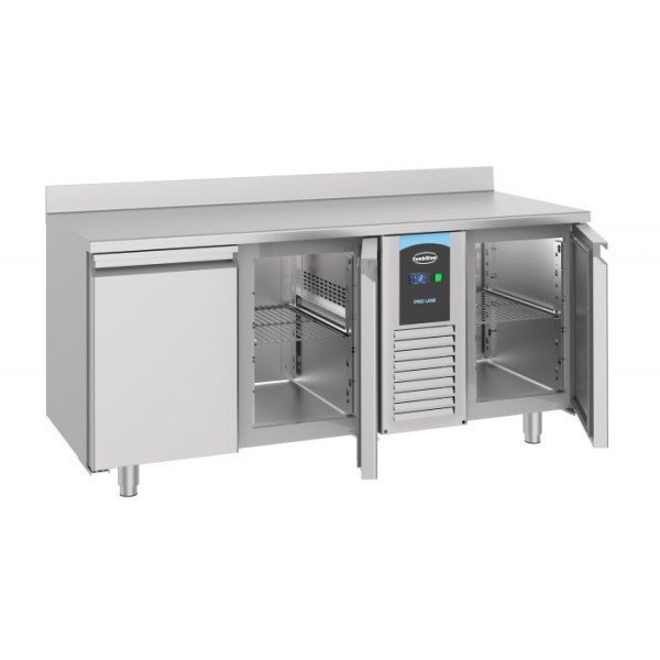 Refrigerated table 700
