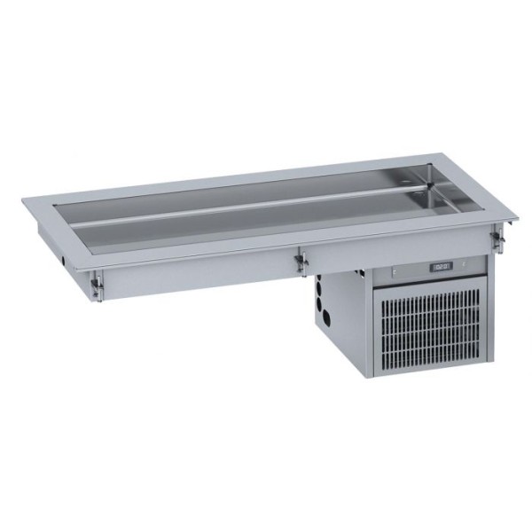 Built-in refrigerated bath